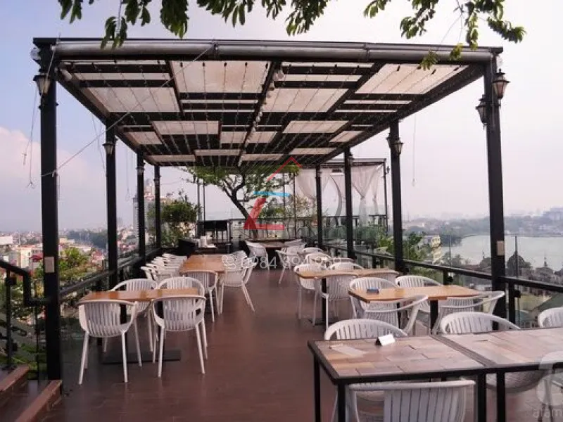 Mái che sân thượng quán cafe