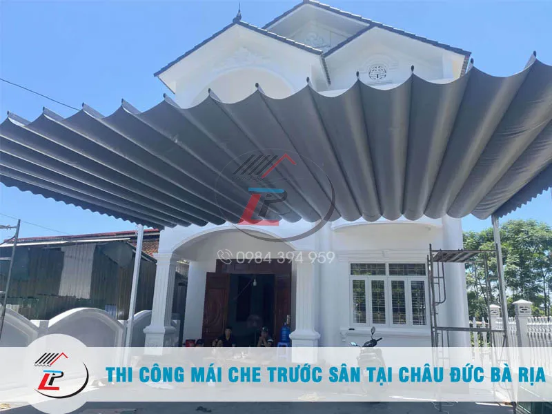 Thi công mái che bạt xếp trước sân tại Châu Đức, Bà Rịa