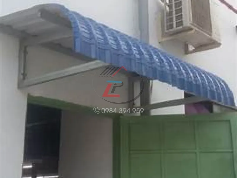 Mái che ban công bằng tôn