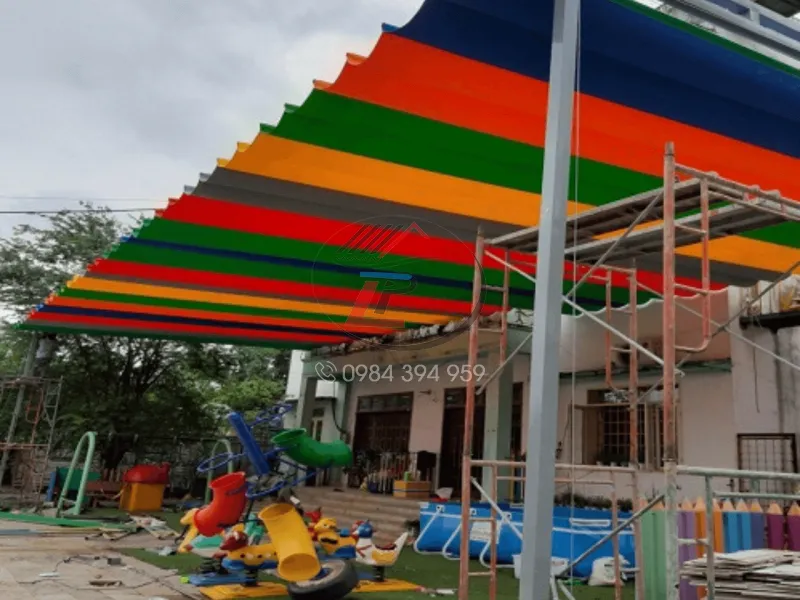  Mái xếp di động dạng phẳng cho trường học