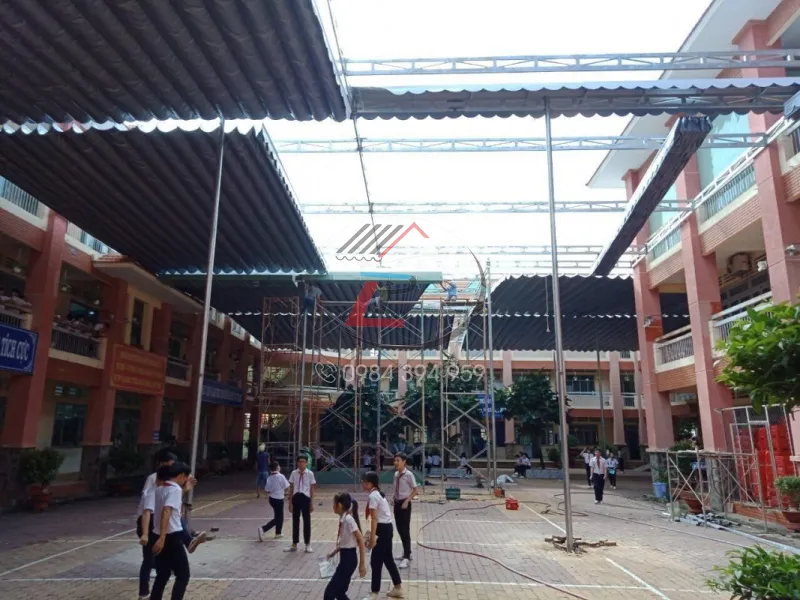 Mái xếp dạng xếp lớp tự động cho trường học